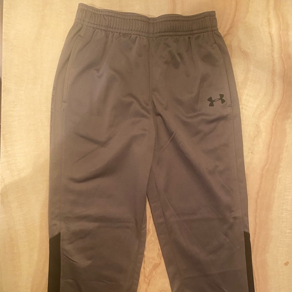 Under Armour pants - Picture 2 of 3